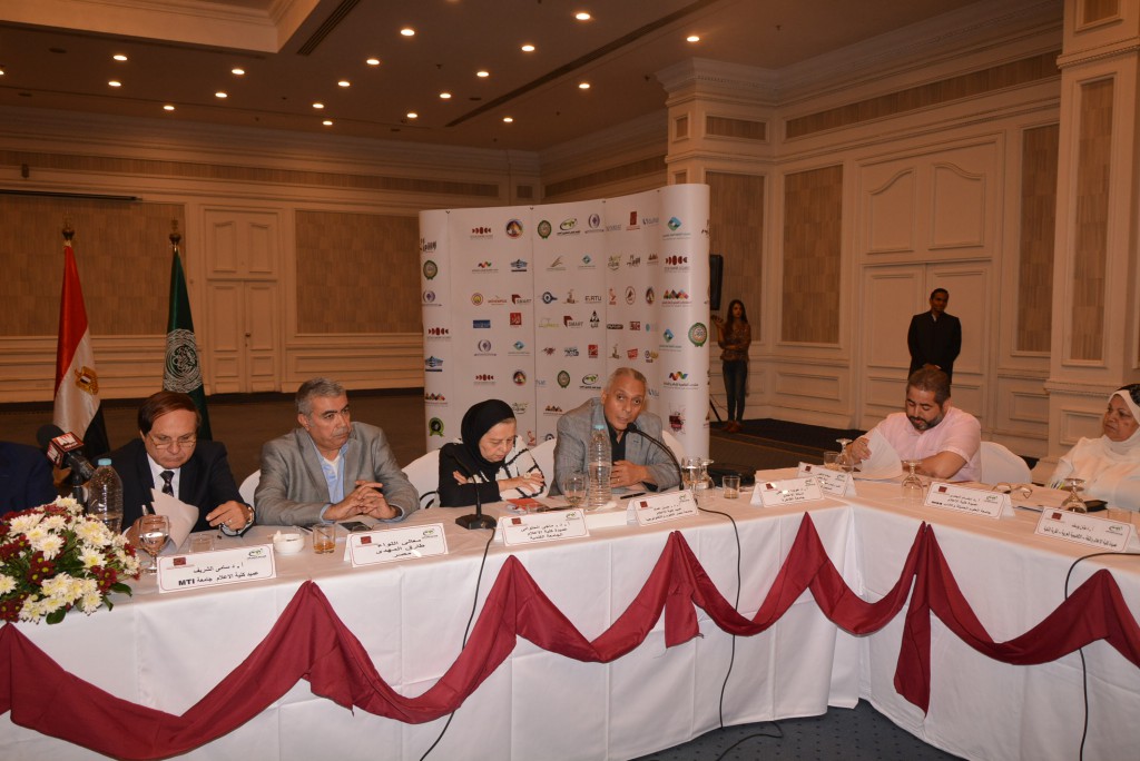 اجتماع اللجنة العليا لمونديال القاهرة للاعمال الفنية والاعلام