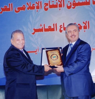 تهنئة المنتجين العرب للدكتور الكاشف بعمادة المعهد العالي للفنون المسرحية