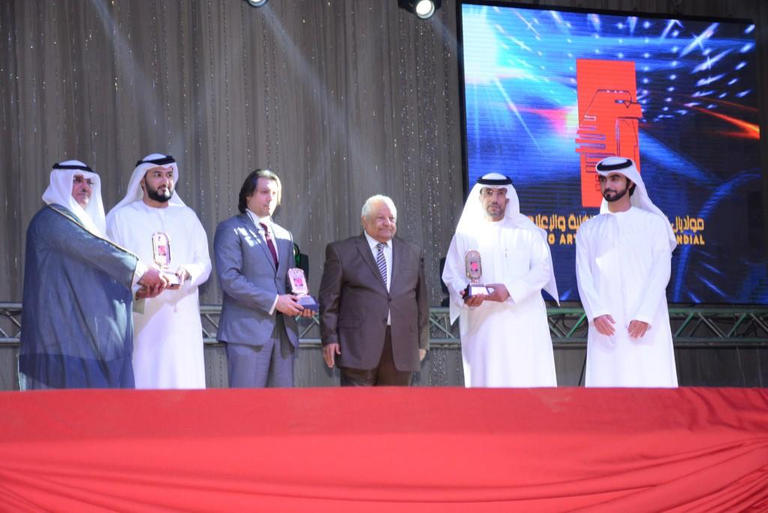 الصحفي والشاعر الإسمعلاوي المتعصب صاحب القلم الرشيق محسن أبوزيد
