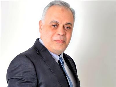 مبدعين المنتجين العرب والمركز الروسي وملتقي المرأة يكرمون د. أشرف ذكي