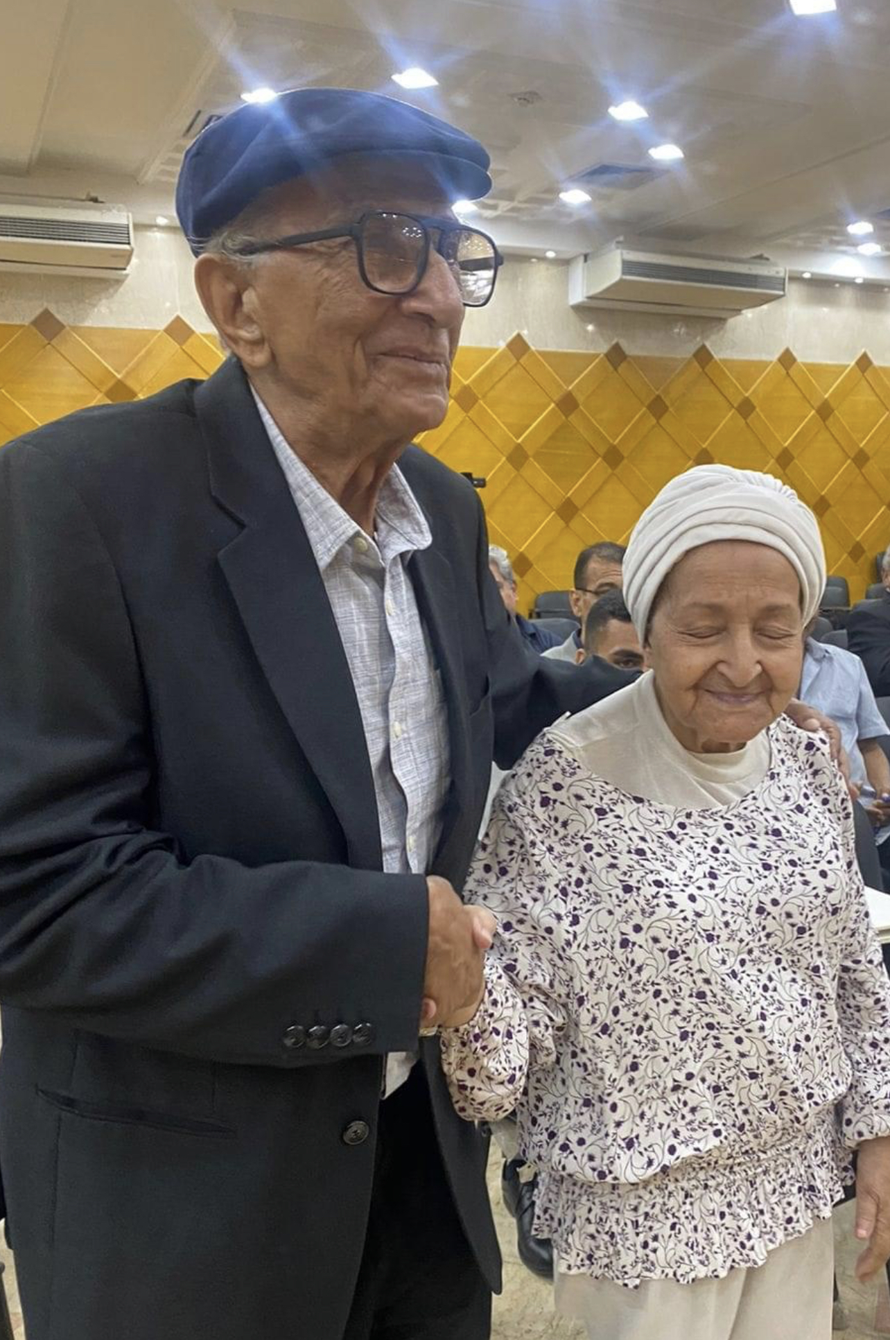 المنتجين العرب يمنح أوسمة الإتحاد لرموز شبكة إذاعة صوت العرب