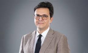 عكاشة&hellip; حين يتحول الدفاع عن شيرين إلى معركة وعي سياسي ثقافي