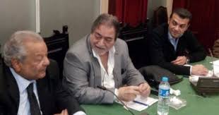 عمرو موسى يسلم درع الأمين العام لجامعة الدول العربية 2006